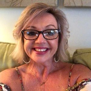 Meet your Posher, Rhonda